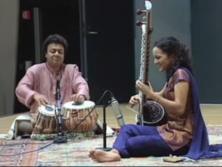 Anoushka Shankar feet photo 11
