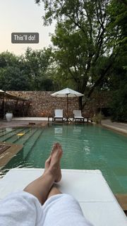 Anoushka Shankar feet photo 8