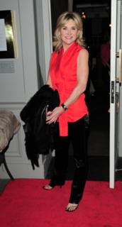 Anthea Turner feet photo thumbnail