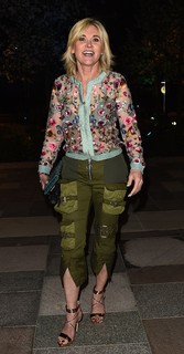 Anthea Turner feet photo thumbnail