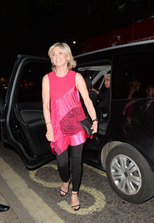 Anthea Turner feet photo thumbnail