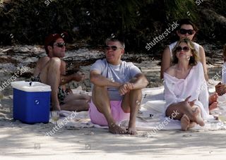 Anthea Turner feet photo thumbnail