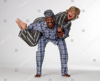 Anthea Turner feet photo thumbnail