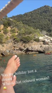 Anthea Turner feet photo 3