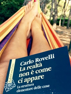 Antonella Clerici feet photo thumbnail