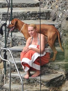 Antonella Clerici feet photo thumbnail