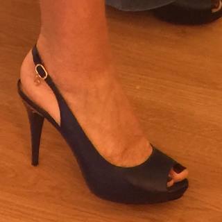 Antonella Clerici feet photo thumbnail