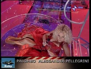 Antonella Clerici feet photo thumbnail