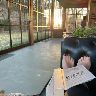 Antonella Clerici feet photo thumbnail