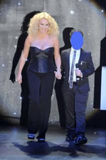 Antonella Clerici feet photo thumbnail