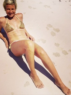 Antonella Elia feet photo 14