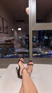Antonella Fiordelisi feet photo thumbnail