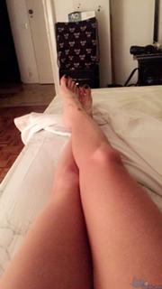 Antonella Mosetti feet photo thumbnail