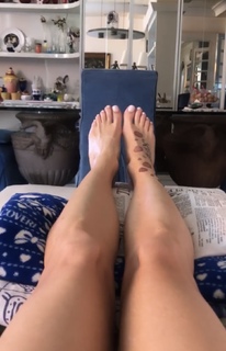 Antonella Mosetti feet photo thumbnail