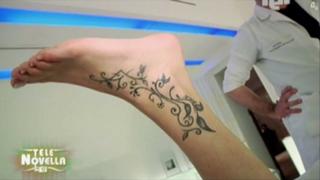 Antonella Mosetti feet photo thumbnail