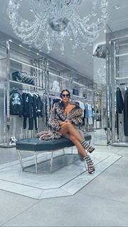 Antonella Mosetti feet photo thumbnail