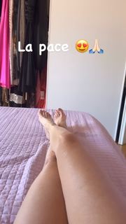 Antonella Mosetti feet photo thumbnail