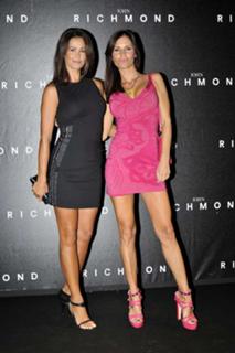 Antonella Mosetti feet photo thumbnail