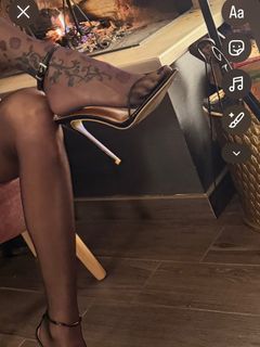 Antonella Mosetti feet photo 9
