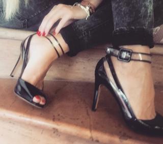 Antonia Kallimoukou feet photo 2