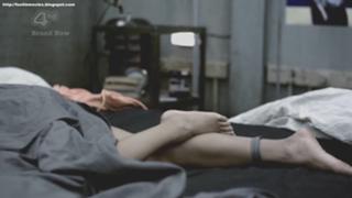 Antonia Thomas feet photo thumbnail