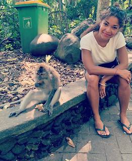 Antonia Thomas feet photo thumbnail