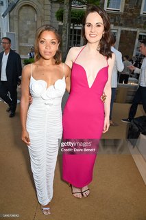 Antonia Thomas feet photo thumbnail