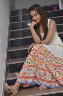 Anu Emmanuel feet photo 18