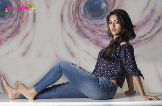 Anu Emmanuel feet photo 18