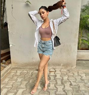 Anu Emmanuel feet photo 3