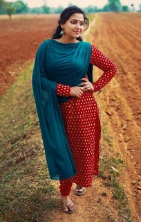 Anu Sithara feet photo 17