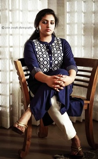 Anu Sithara feet photo 16