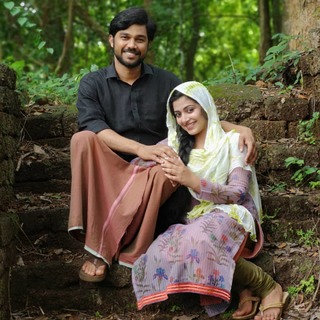 Anu Sithara feet photo 10