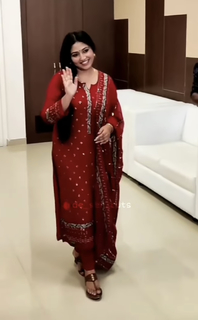 Anu Sithara feet photo 3