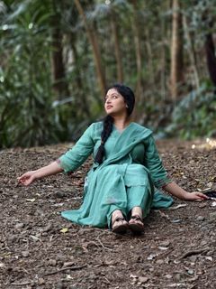 Anu Sithara feet photo 7