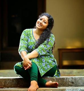Anumol K. Manoharan feet photo 2