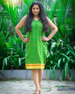 Anumol K. Manoharan feet photo 13