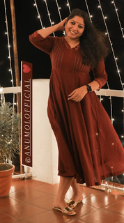 Anumol K. Manoharan feet photo 20
