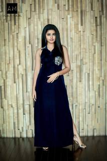 Anupama Parameshwaran feet photo thumbnail