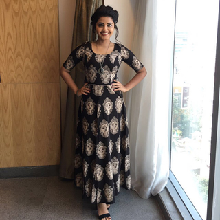 Anupama Parameshwaran feet photo thumbnail