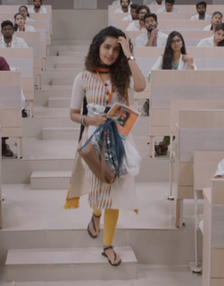 Anupama Parameshwaran feet photo thumbnail