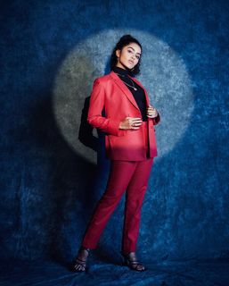 Anupama Parameshwaran feet photo thumbnail