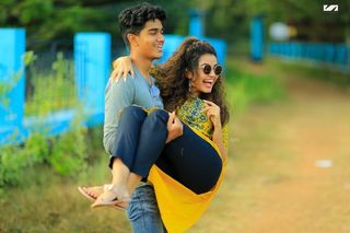 Anupama Parameshwaran feet photo thumbnail