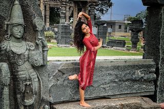 Anupama Parameshwaran feet photo thumbnail