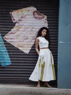 Anupama Parameshwaran feet photo thumbnail