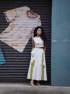 Anupama Parameshwaran feet photo thumbnail