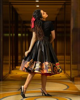 Anupama Parameshwaran feet photo 18