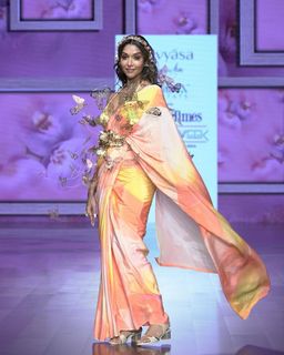Anupriya Goenka feet photo 7