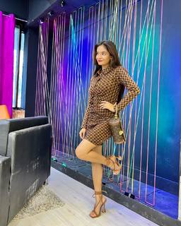 Anushka Sen feet photo thumbnail