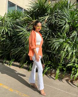 Anushka Sen feet photo thumbnail